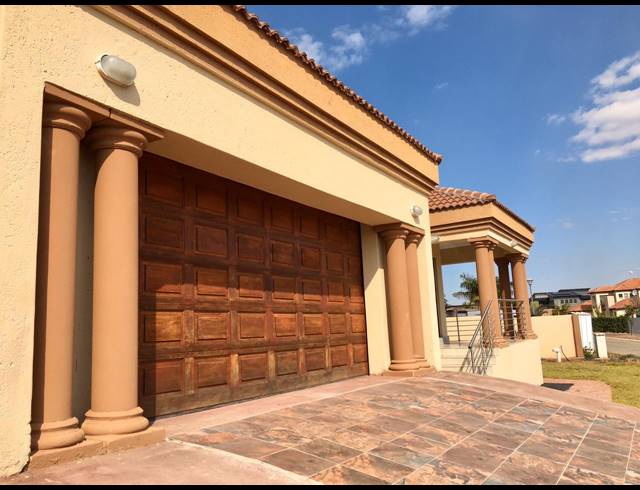 4 BEDROOM HOUSE FOR SALE IN EAGLES CREST